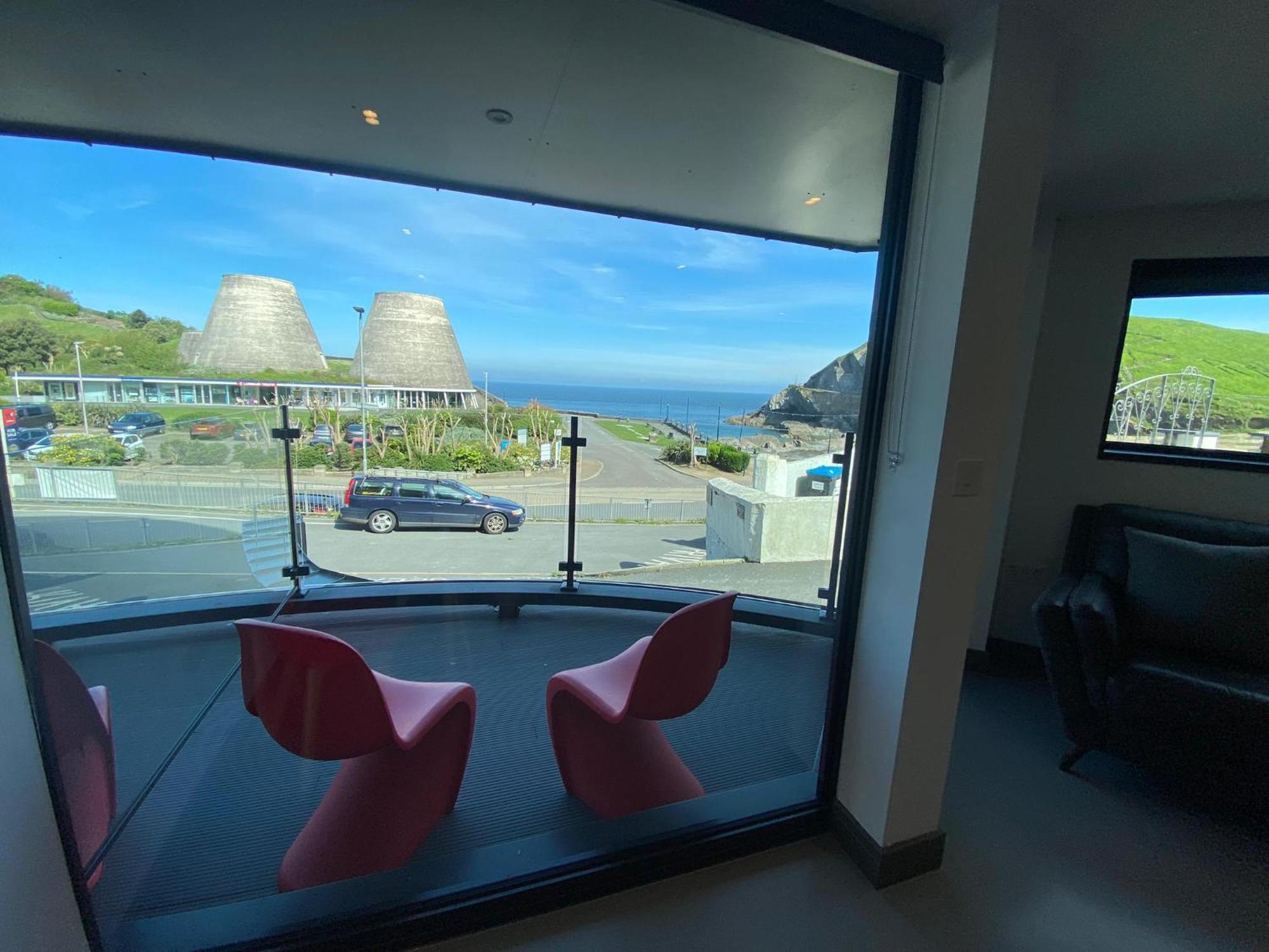 2 The View Apartments Ilfracombe - Seafront, Parking, Lift, Ev Esterno foto