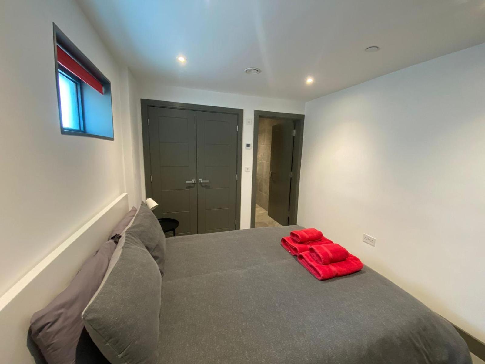 2 The View Apartments Ilfracombe - Seafront, Parking, Lift, Ev Esterno foto